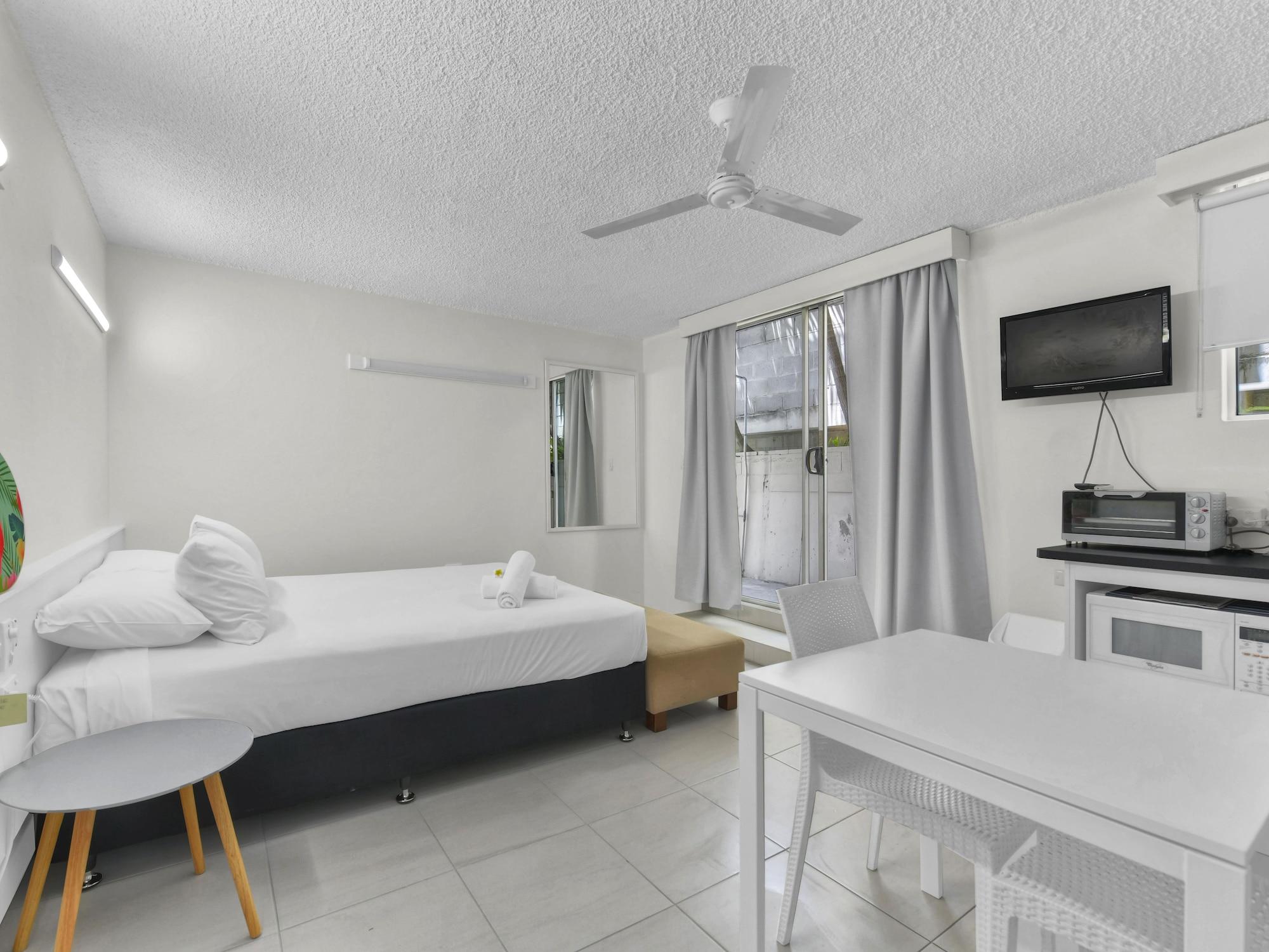 Camden Motor Inn Mermaid Beach Εξωτερικό φωτογραφία